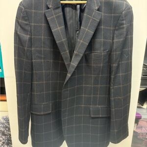 Men's Dark Blue Windowpane Sport Coat with Tan Grid